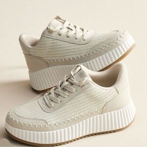 Dolce Vita Casual Lace Up Wedge Knit Sneakers For Spring Size 8 NWOT